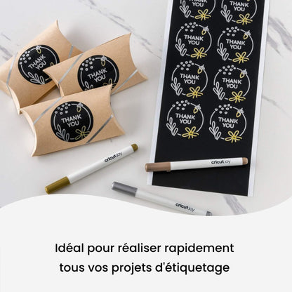 Cricut - Joy - Feuilles de Vinyle Amovible - Noir (Black) - 14 x 33 cm - 4 pièces