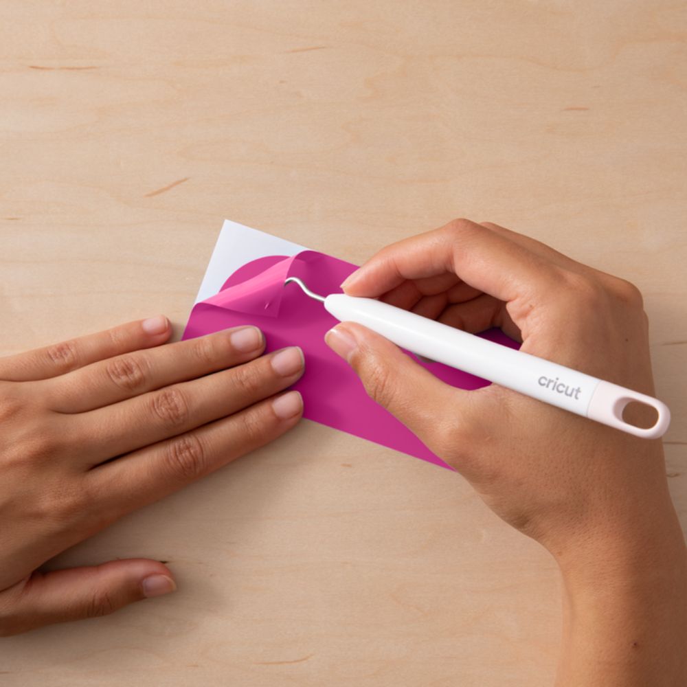 echenillage du vinyle thermoactif cricut rose et blanc